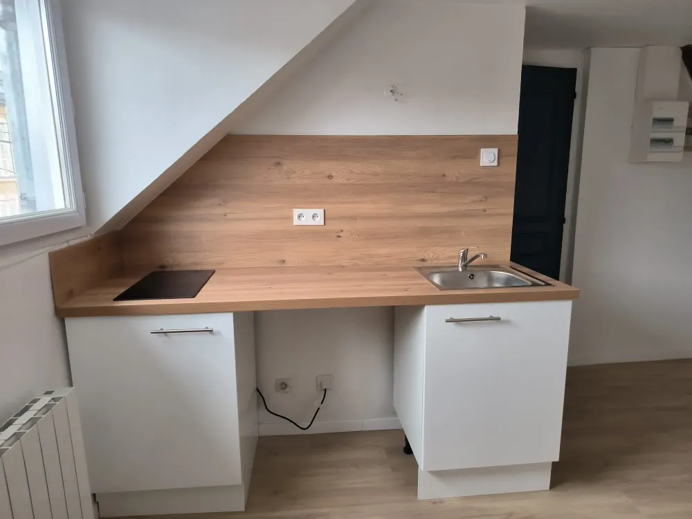 Kitchenette sous un toit