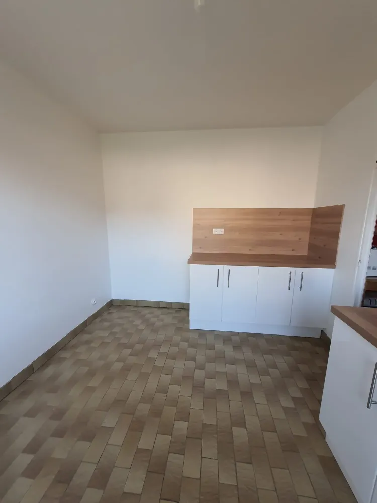 Nouveau meubles dans une cuisine